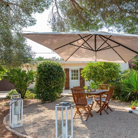 Haus Mit Garten Ueber Der Bucht Von Cannes Валорис Екстериор снимка