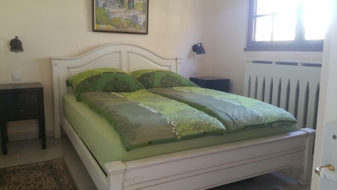 Haus Mit Garten Ueber Der Bucht Von Cannes Валорис Екстериор снимка